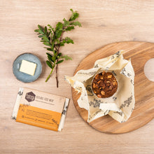 画像をギャラリービューアに読み込む, みつろうエコラップ Mサイズ (オーガニックコットン100%生地) Medium Honeywrap (24cm x 31cm)