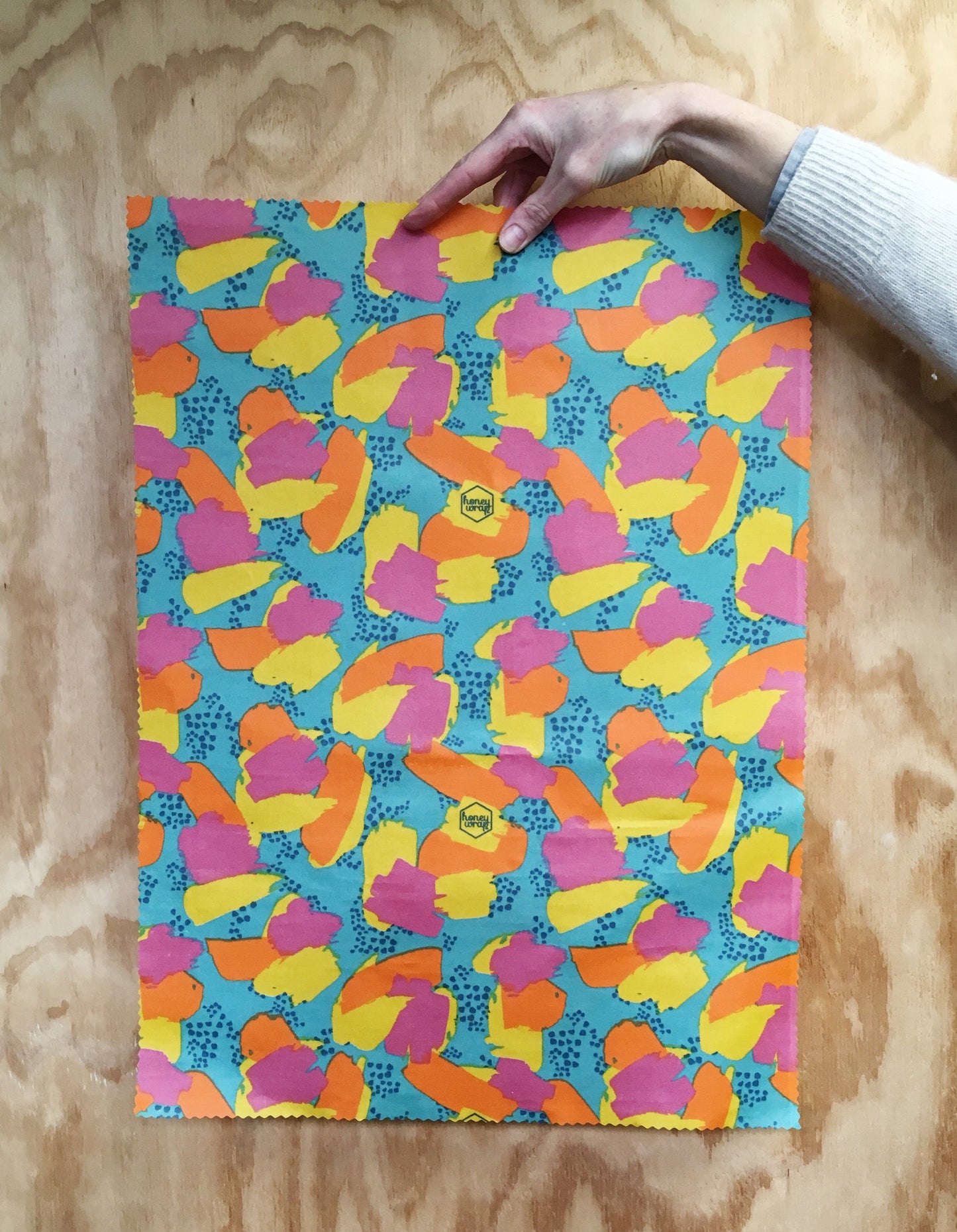 みつろうエコラップ 特大サイズ(オーガニックコットン100%生地)Supersize Honeywrap (44cm x 60cm)