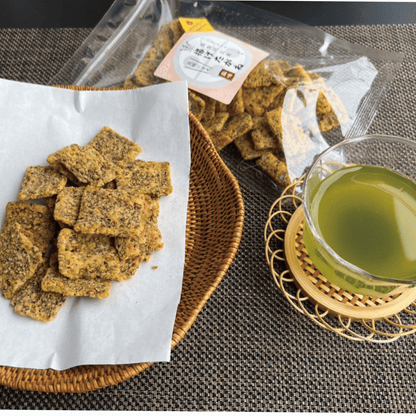 「美食同玄米」揚げたがね (カレー味）　Bishokudo Rice Crackers - Curry