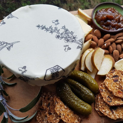 みつろうエコラップ Sサイズ2枚セット (オーガニックコットン100%生地) Small Twin Pack Honeywraps (17cm x 20cm)